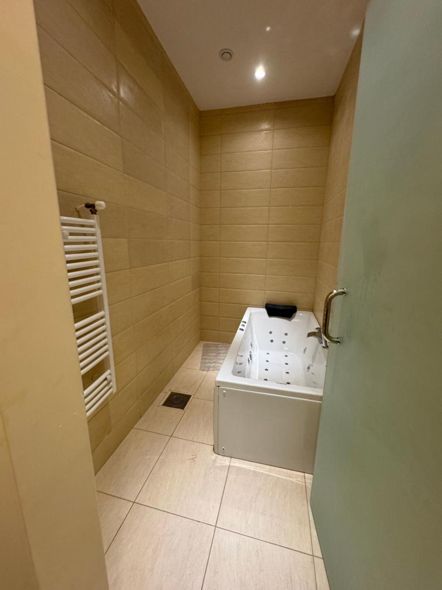Le Zenith Hotel Oran Ngoại thất bức ảnh