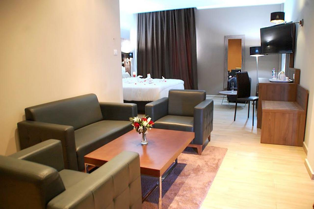Le Zenith Hotel Oran Ngoại thất bức ảnh